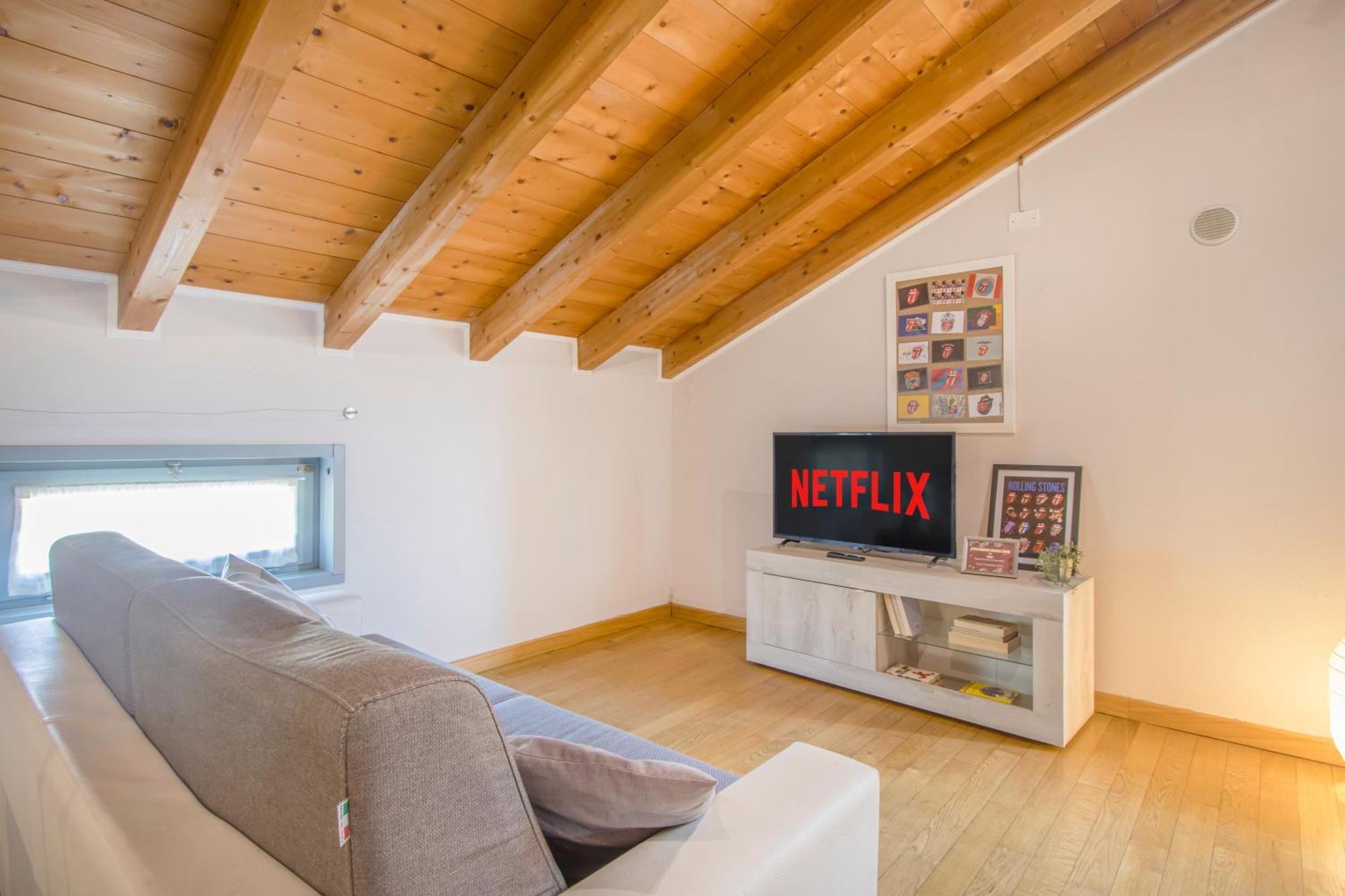 شقة Stazione 200M - Wifi - Aria Condizionata - Smart Tv بارما المظهر الخارجي الصورة